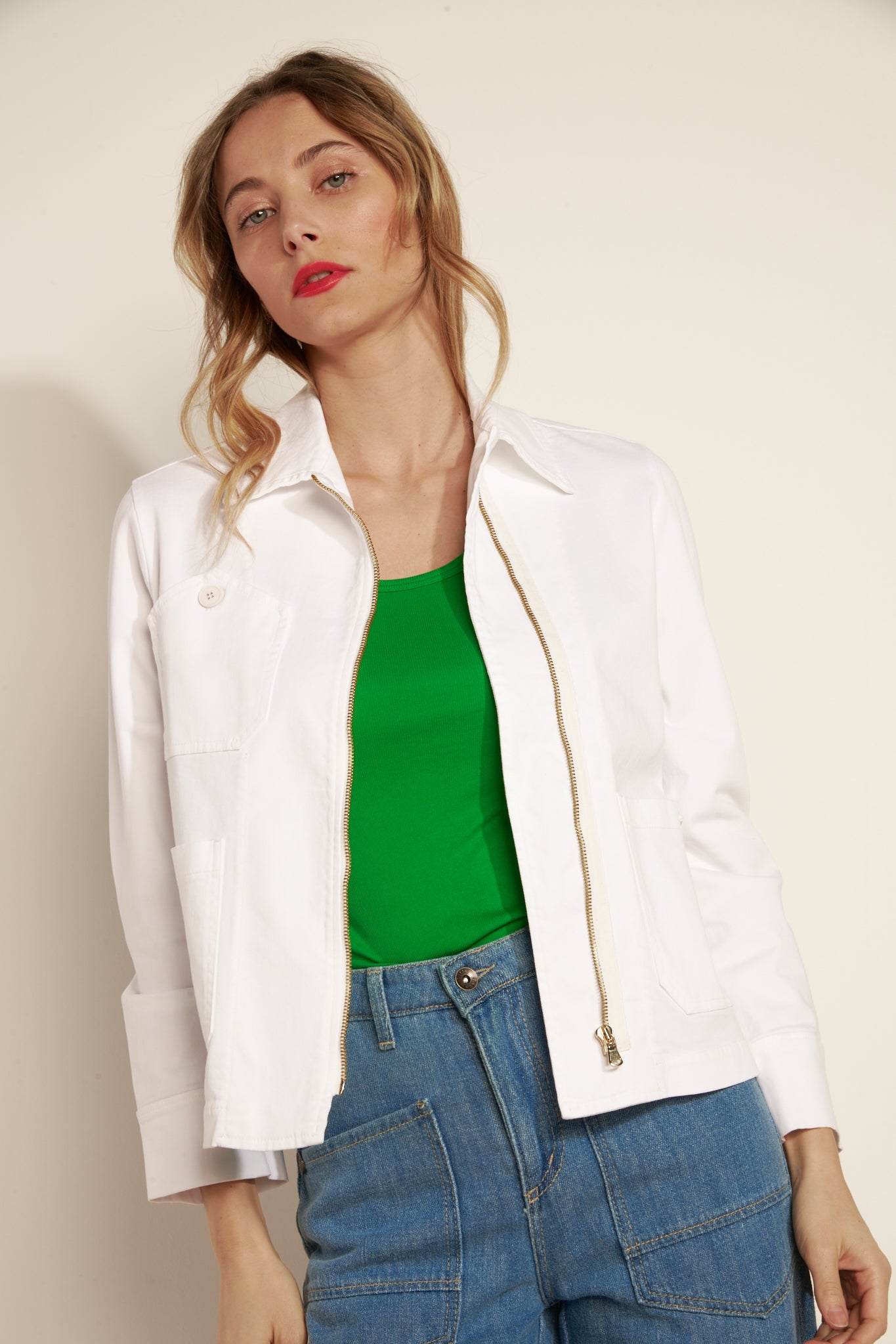 ALINE WHITE ZIPED JACKET