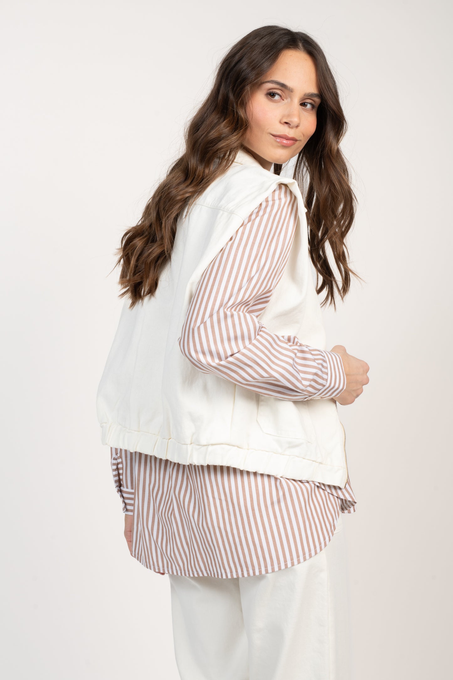 VESTE SANS MANCHES ESTHER ÉCRUE