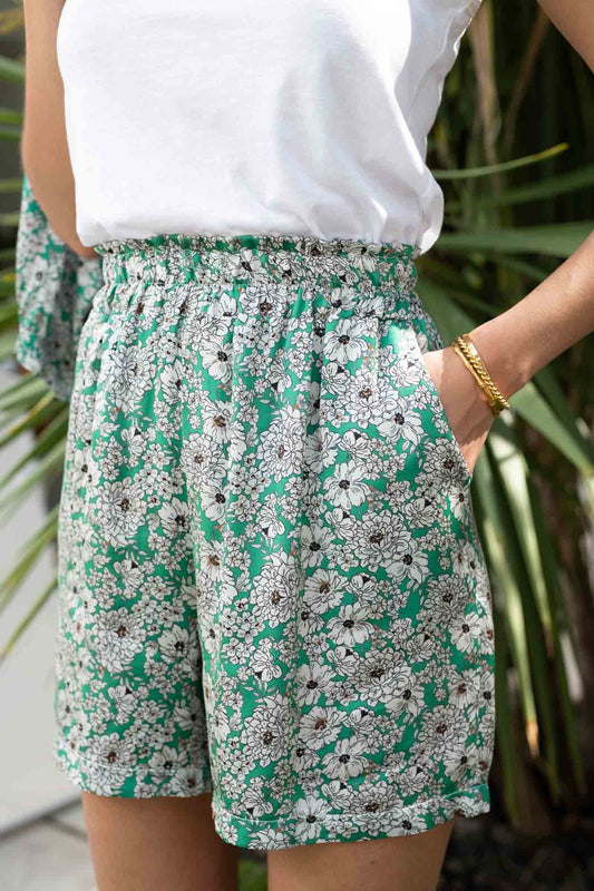 TROPICAL GREEN FLORAL EDEN SHORTS